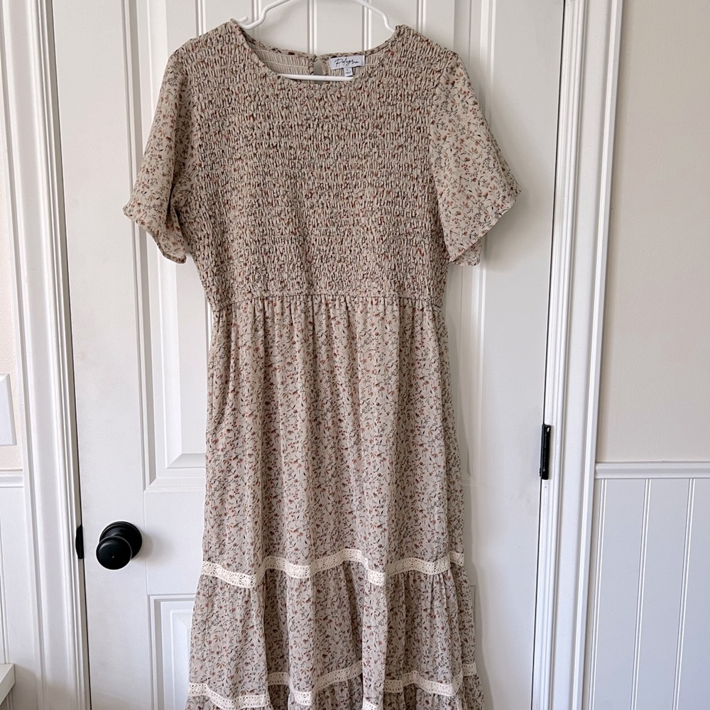 Cute smocked and lace floral dress. Size L. Polagram. Worn once.